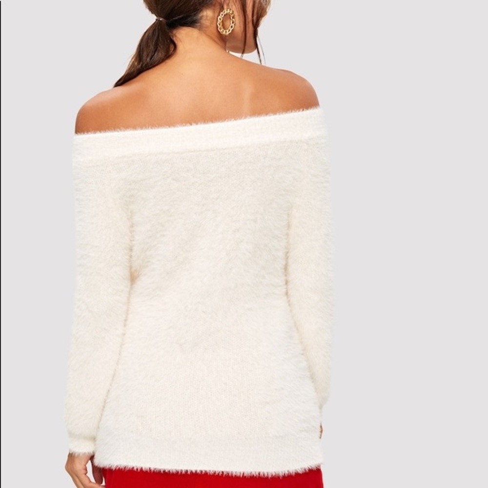 🆕White off shoulder fuzzy beautiful sweater - Picture 3 of 8
